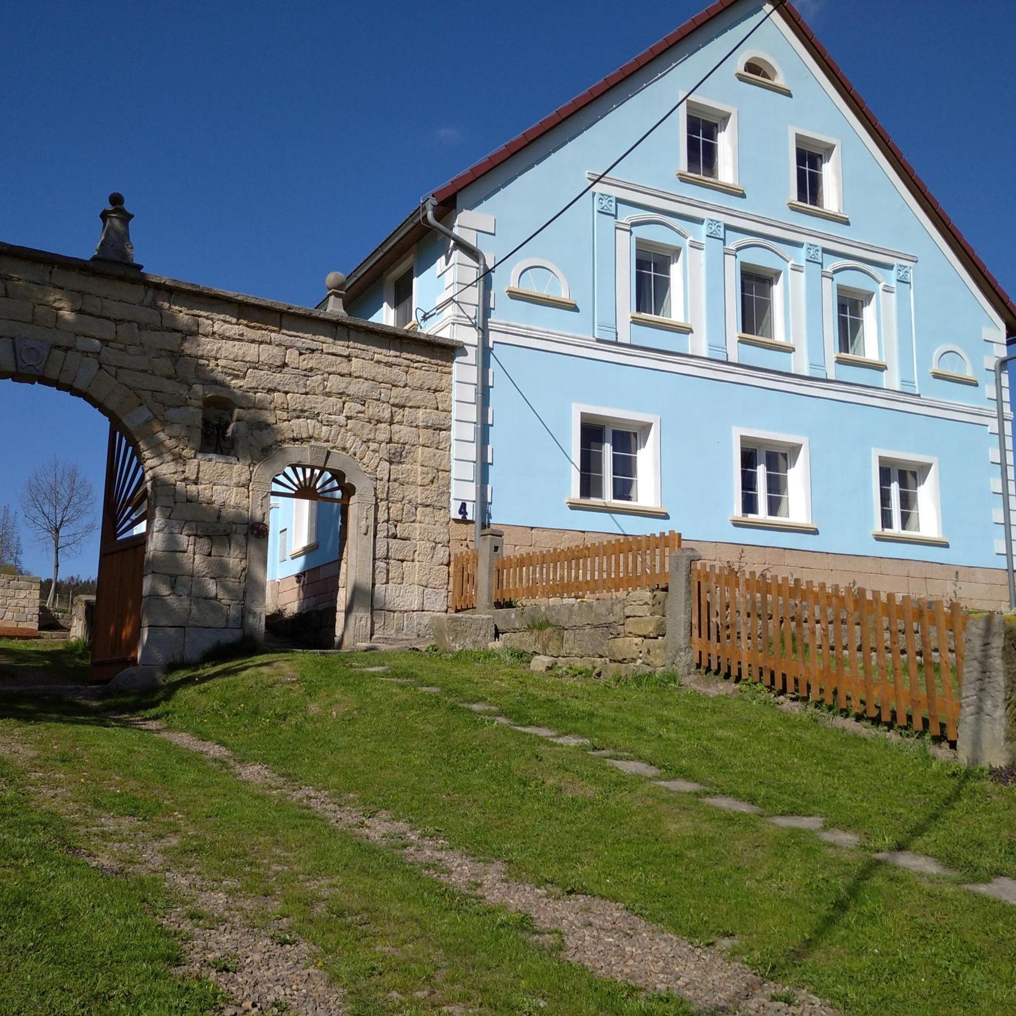Statek Bily Dvur - Bely Otel Machov Dış mekan fotoğraf
